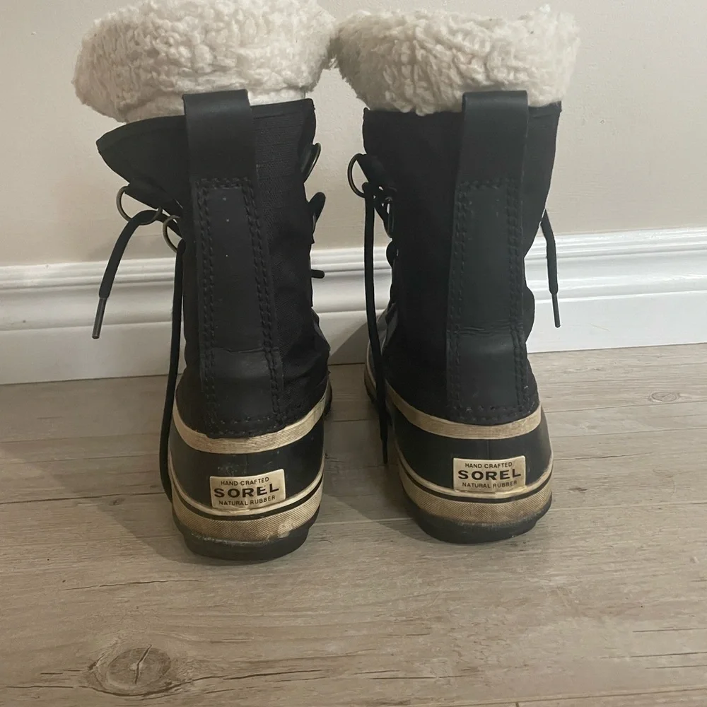 SOREL Black Winter Boots Size 7 - Picture 3 of 6